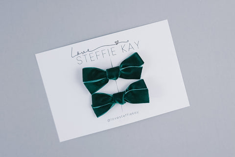 Velvet Pigtail Bows | Evergreen