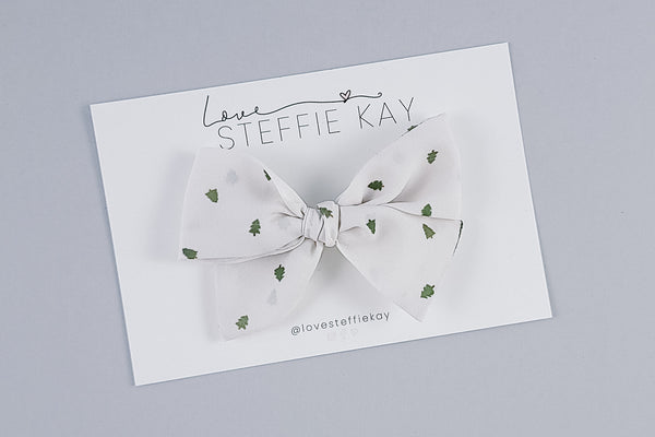 Pinwheel Bow | Tiny Trees