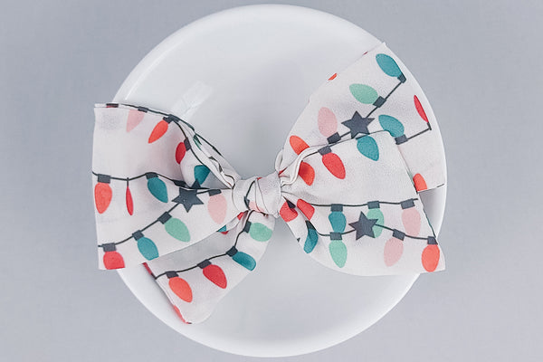 Pinwheel Bow | Holiday Lights