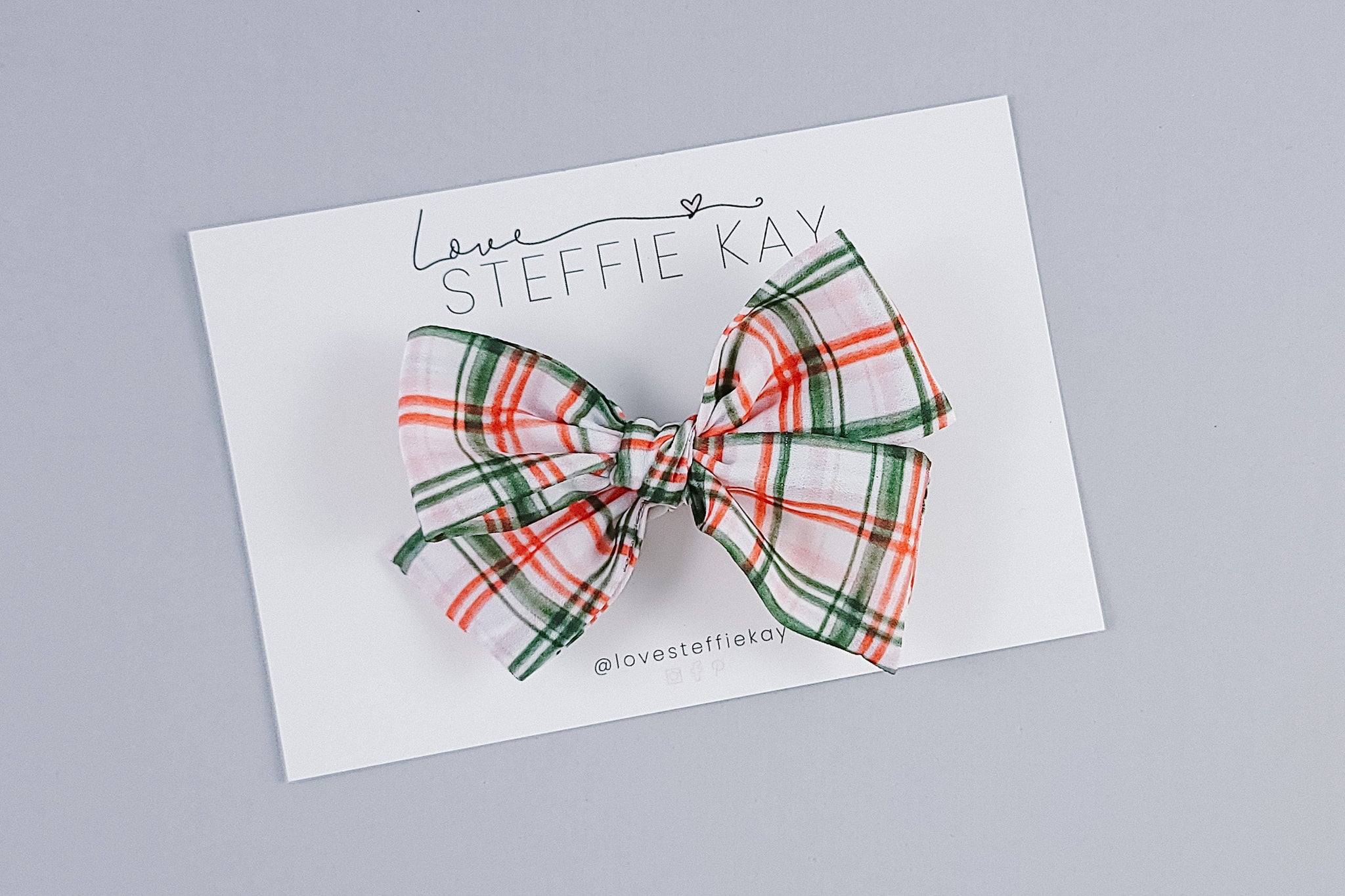 Pinwheel Bow | Christmas Plaid