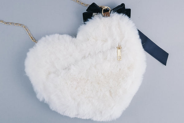 Faux Fur Heart Purse | White