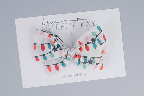 Pinwheel Bow | Holiday Lights