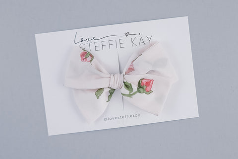 Pinwheel Bow | Rose Buds