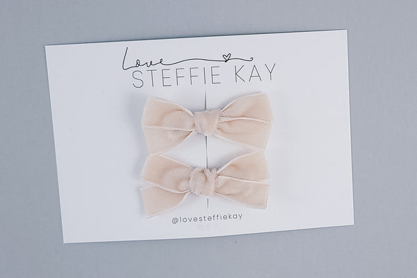 Velvet Pigtail Bows | Champagne