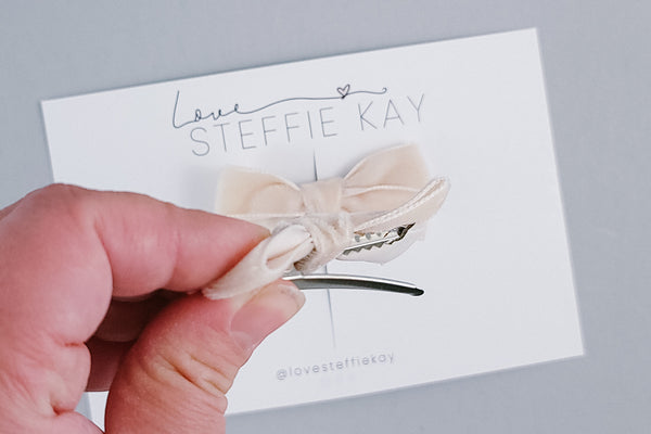 Velvet Pigtail Bows | Champagne