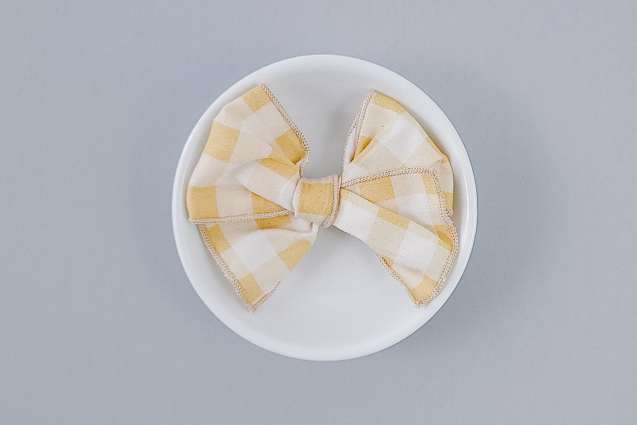 Serged Edge Pinwheel Bow | Honey Gingham