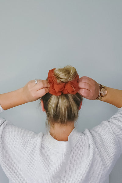 Oversized Knit Scrunchie | Pumpkin Spice